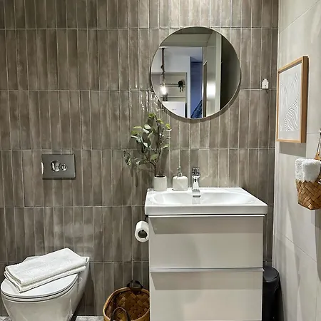 Arta Lux - Galerija Na Vodi - Waterfront Apartmán *