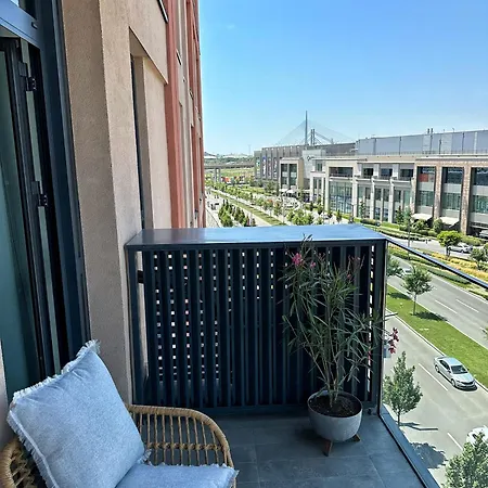 Arta Lux - Galerija Na Vodi - Waterfront Apartmán Bělehrad