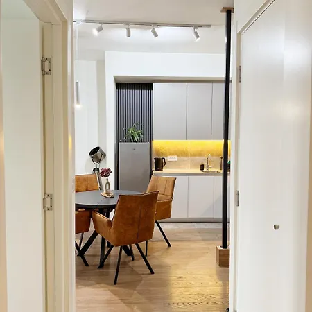 Apartment Arta Lux - Galerija Na Vodi - Waterfront
