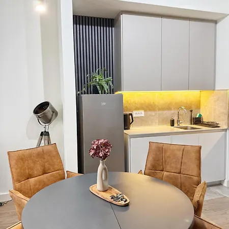 Arta Lux - Galerija Na Vodi - Waterfront