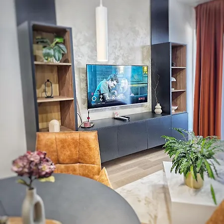 Arta Lux - Galerija Na Vodi - Waterfront Bělehrad